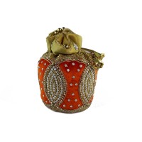 Deliver Gifts for her in India